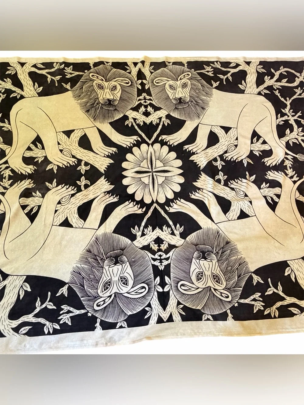 Vtg 4 Lions Vine Tree Jungle Cotton Tablecloth Art Wall Tapestry Made in India